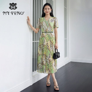 女 收腰连衣裙子复古气质时尚 马天奴2026春夏新款 绿色印花V领短袖