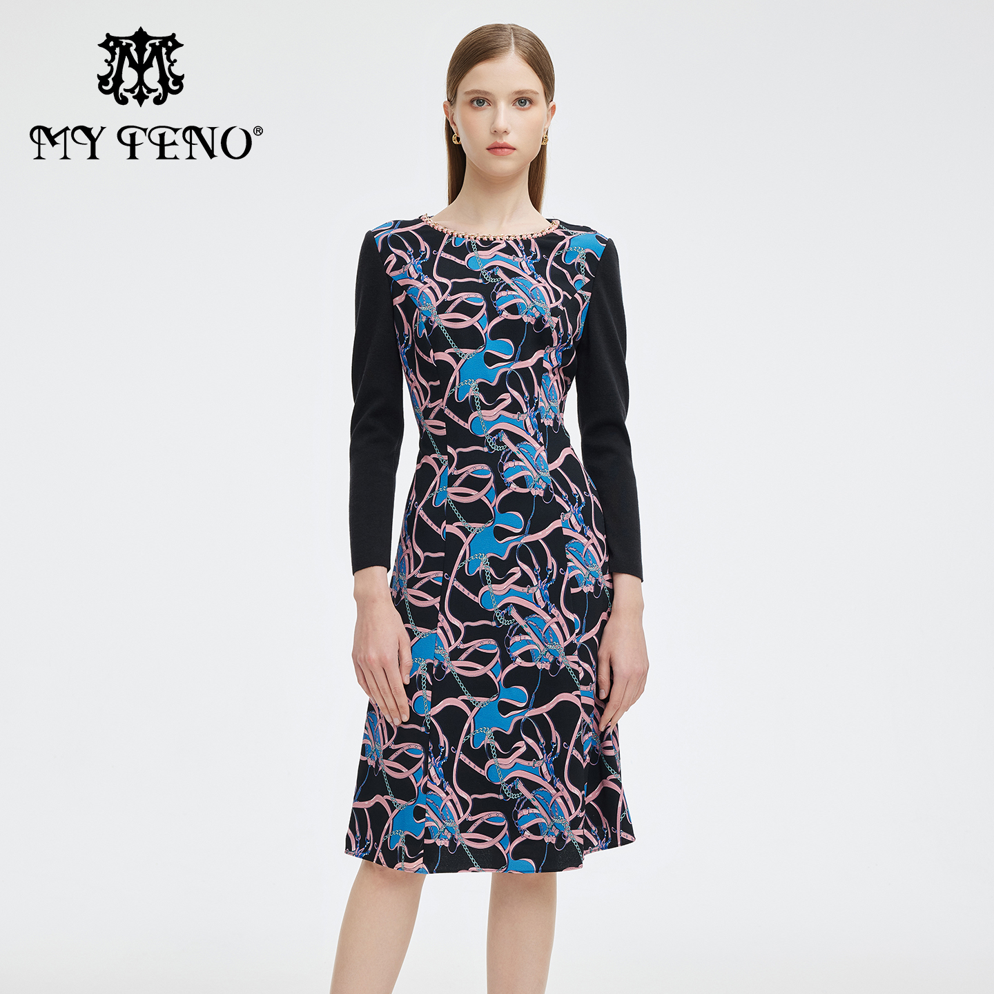 马天奴黑色印花针织袖连衣裙