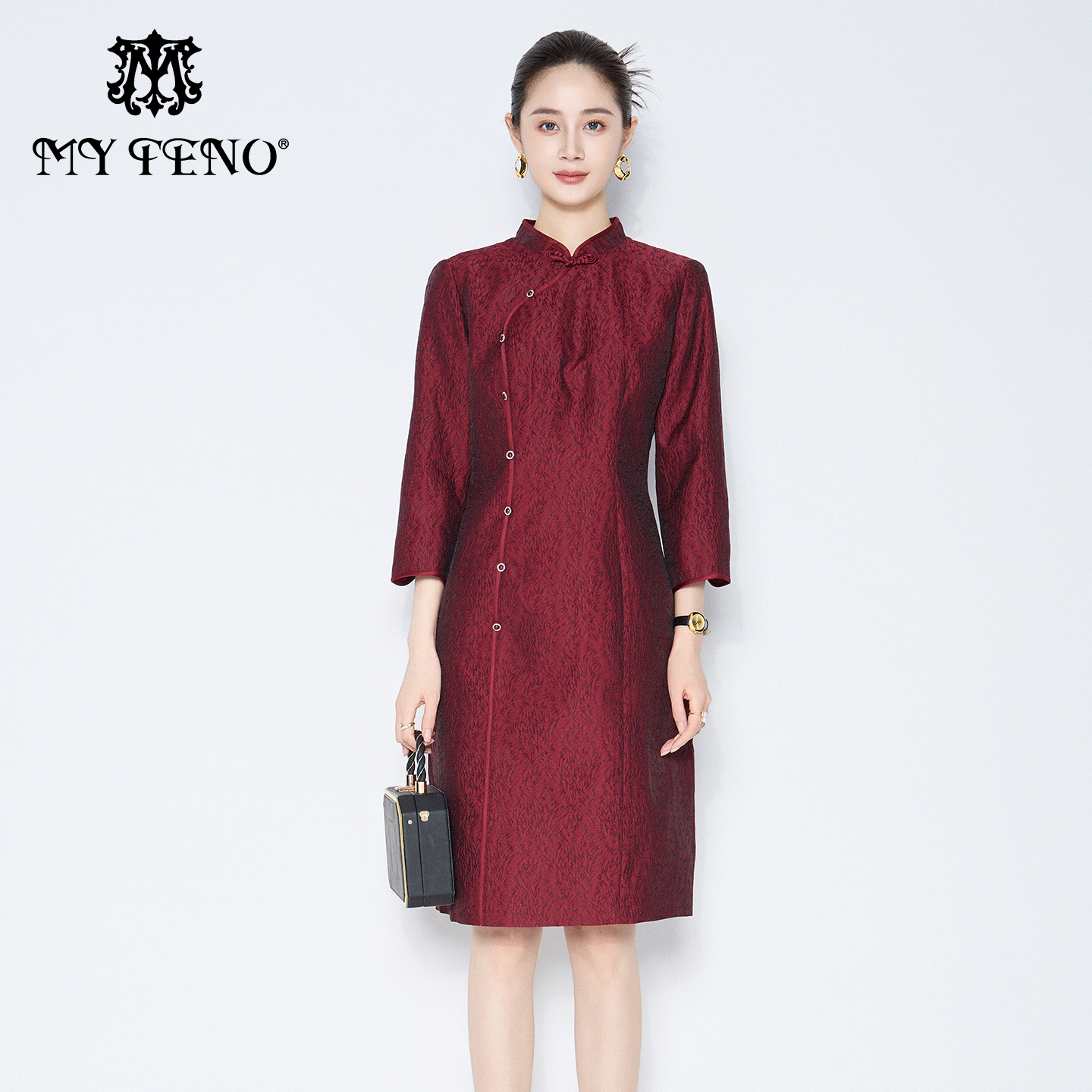 马天奴红色提花立领收腰旗袍裙