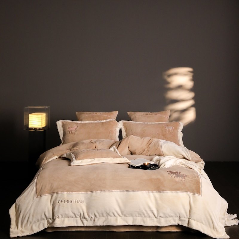 轻奢拼色秋冬加厚保暖牛奶绒四件套法莱珊瑚绒被套床单床上用品