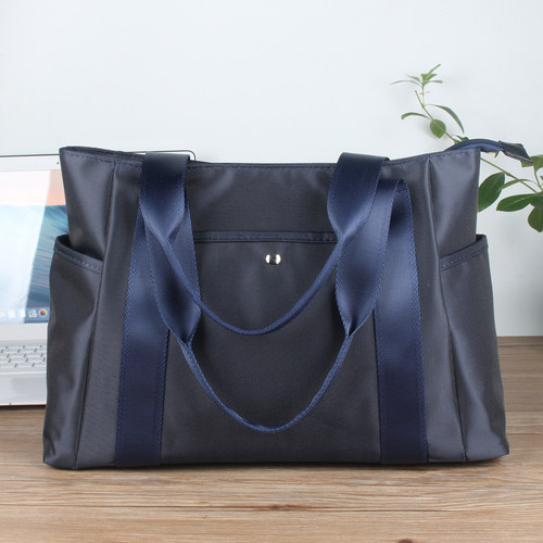 手提单肩包时尚百搭大容量上班包