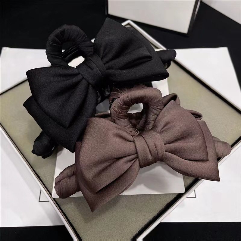 大号级感蝴蝶结大发量缠绕缎面抓夹韩国优雅气质鲨鱼发夹头饰女,饰品/流行首饰/时尚饰品新,发饰,淘宝优惠券,粉丝福利购,淘宝优惠卷