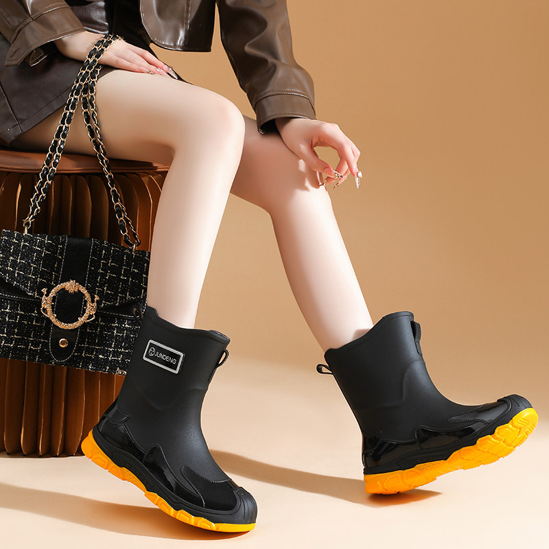 新款钓鱼雨鞋女士款情侣时尚低帮雨靴厨房防滑户外雨鞋轻便水鞋男,流行男鞋,雨鞋,淘宝优惠券,粉丝福利购,淘宝优惠卷