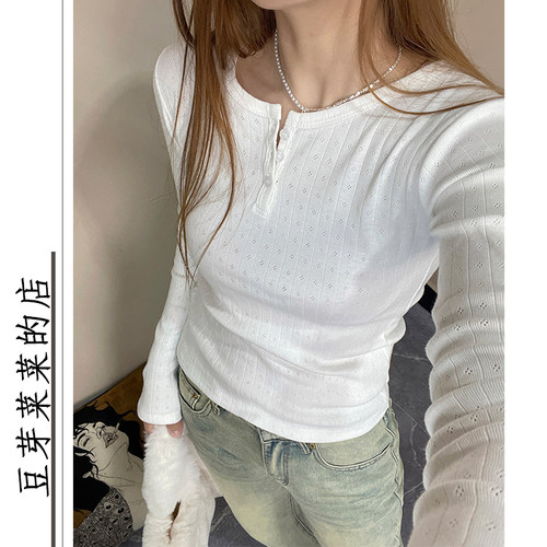 纯欲风镂空亨利领修身长袖T恤