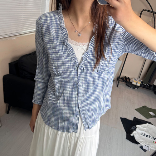 bm风复古格纹深V显瘦衬衫女