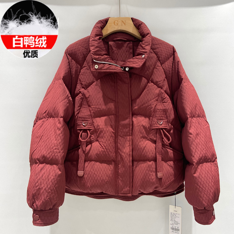 932高端品牌90绒羽绒服女士休闲立领提花面羽绒保暖加厚外套冬装