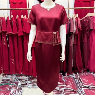 婚礼喜婆婆喜庆连衣裙女醋酸礼服短袖气质喜妈妈婚宴装假两件