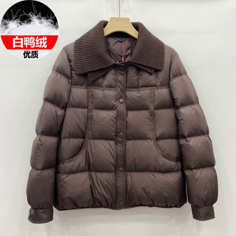 555品牌妈妈装白鸭绒羽绒服女中年外套小个子时尚针织翻领羽绒衣