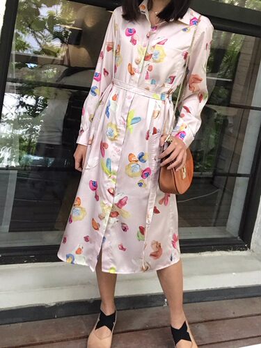 AiJo2022时尚新款连衣裙花色百搭上衣长袖打底衬衫裙粉色印花裙子