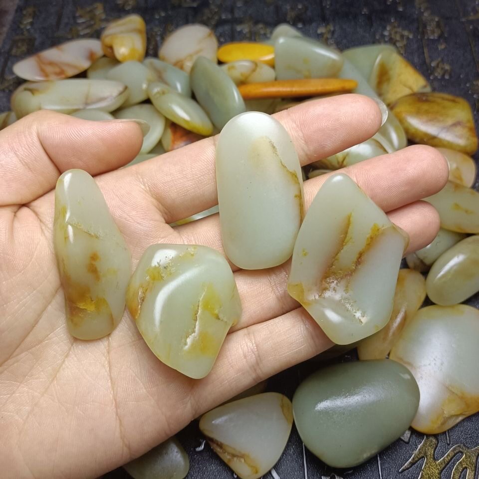 籽料原石独籽小籽手链项链真皮黄沁红沁新疆羊脂白玉