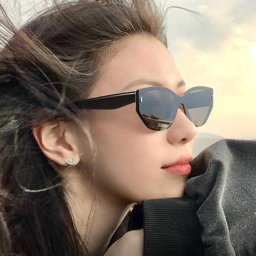 猫眼墨镜女款高级感窄框小框显脸小偏光太阳眼镜遮阳防紫外线开车