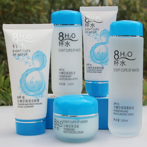 贝都因8杯水护肤品补水保湿套装