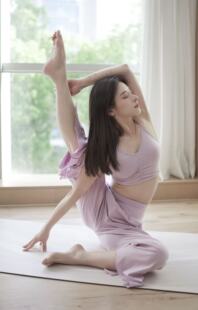 芭蕾风瑜伽服套装女吊带背心带胸垫运动健身高腰宽松裤显瘦仙气