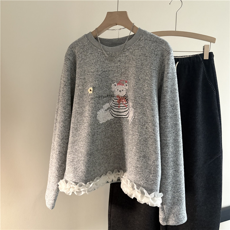 韩国订单冬卡通小熊印花加绒T恤女宽松花边拼接减龄保暖内搭上衣