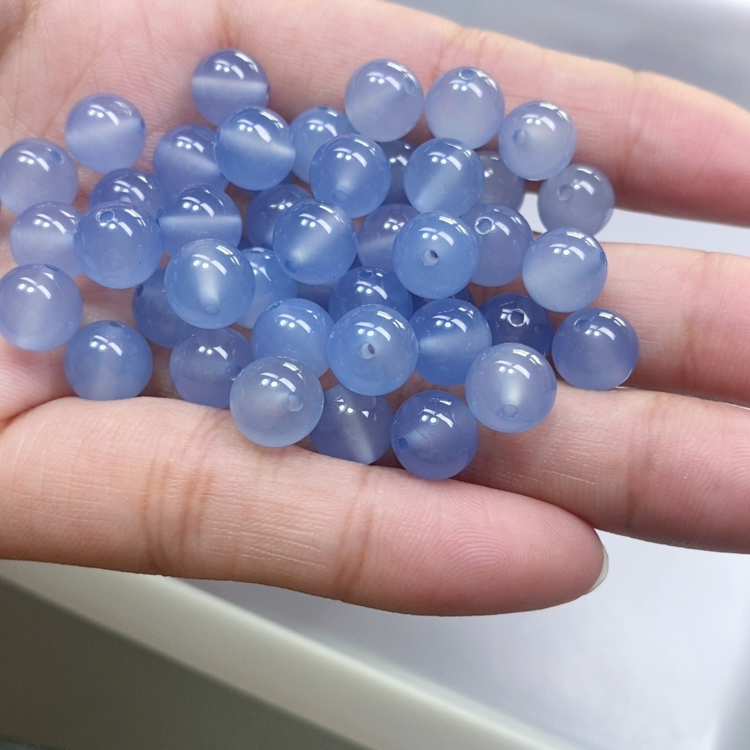 8.2mm冰蓝玉髓20个