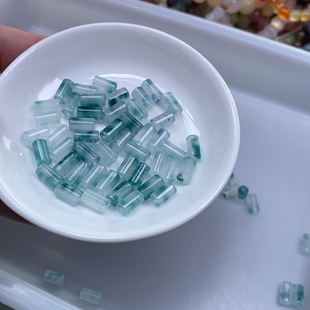 4.5x8mm巴山飘蓝花桶珠40个