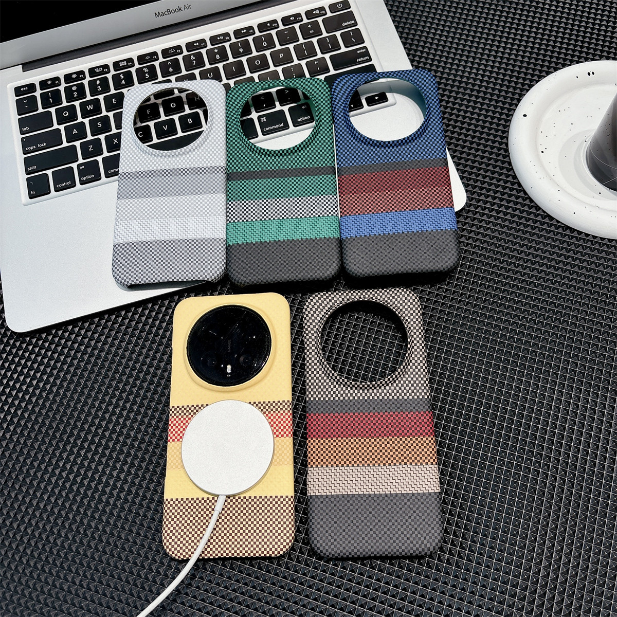 适用于荣耀Magic8手机壳碳纤维纹