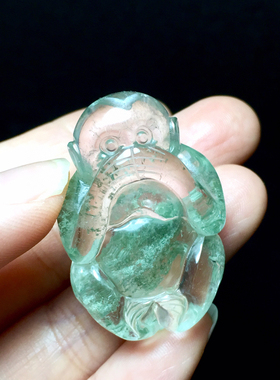 天然水晶绿幽灵猴吊坠千层绿幽灵生肖猴挂坠天然色翠绿色无红皮