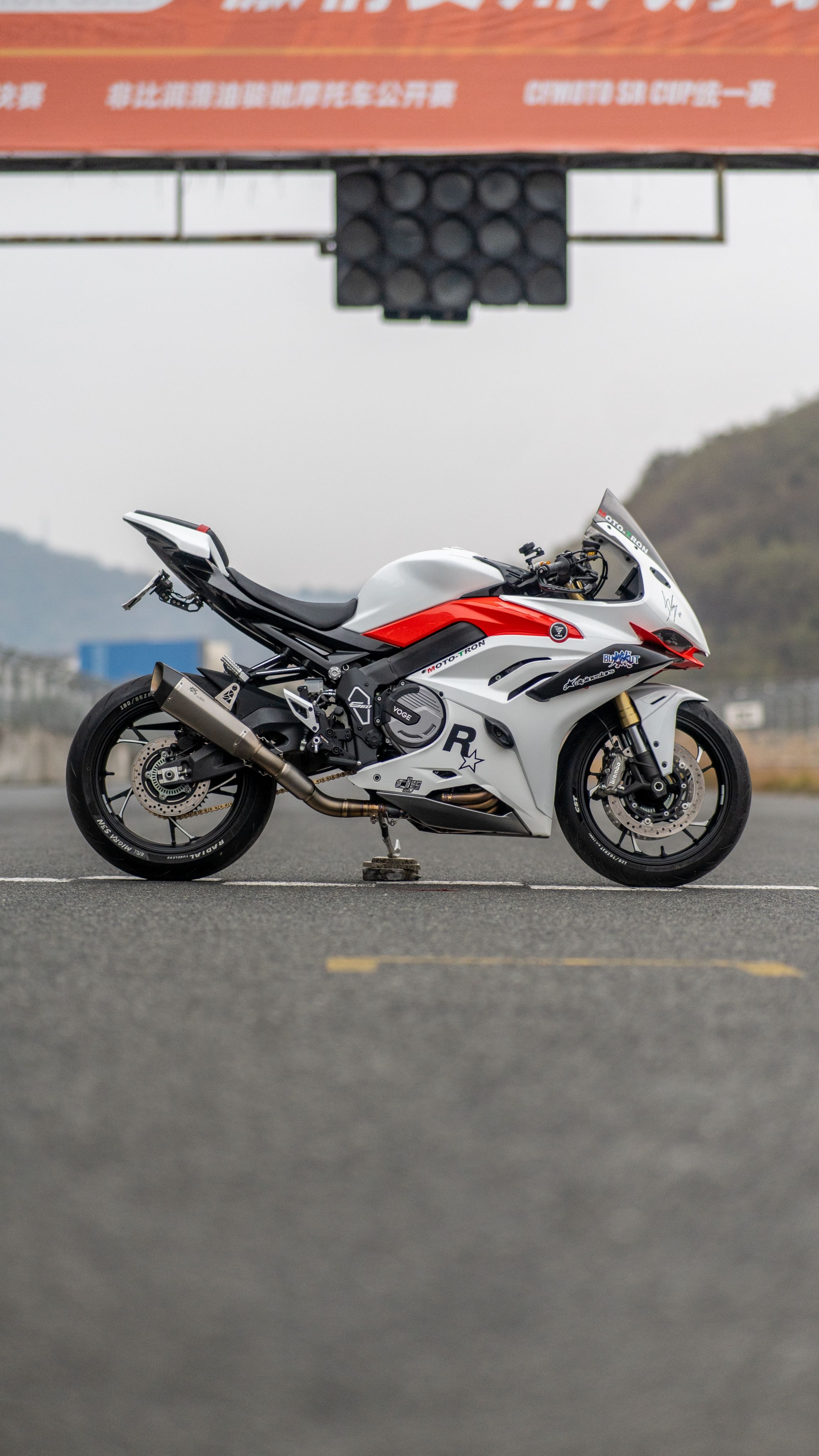 适用于改装无极rr660钛合金全段竞技侧排，燃尽排气