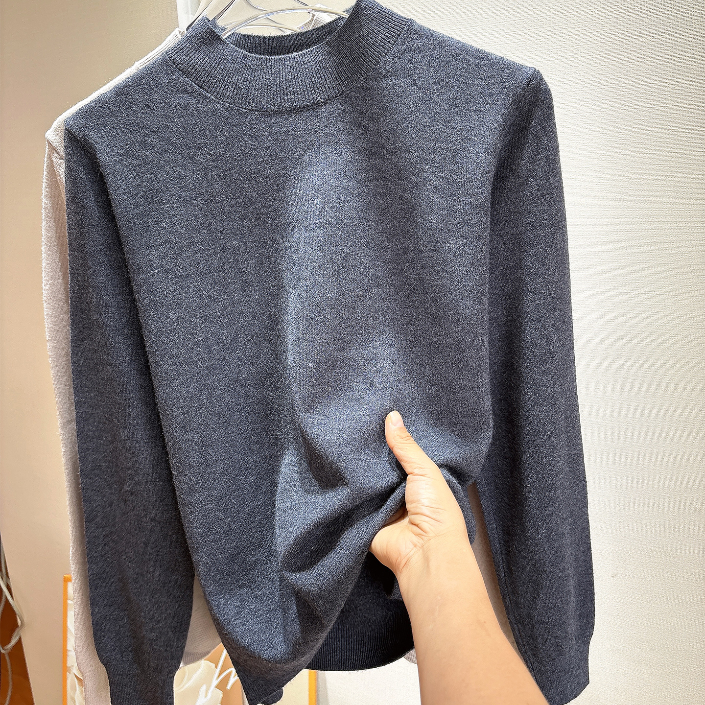 宽松薄款上衣长袖打底衫套头毛衣