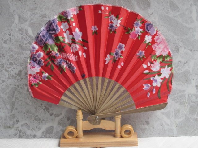 家居日用创意扇子 女扇绢扇 日扇子