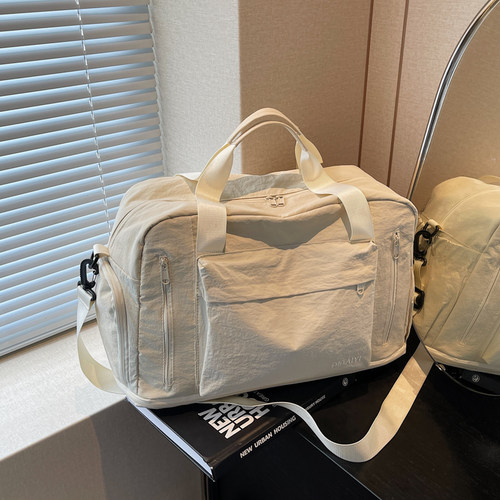 大容量运动健身包女外出短途收纳