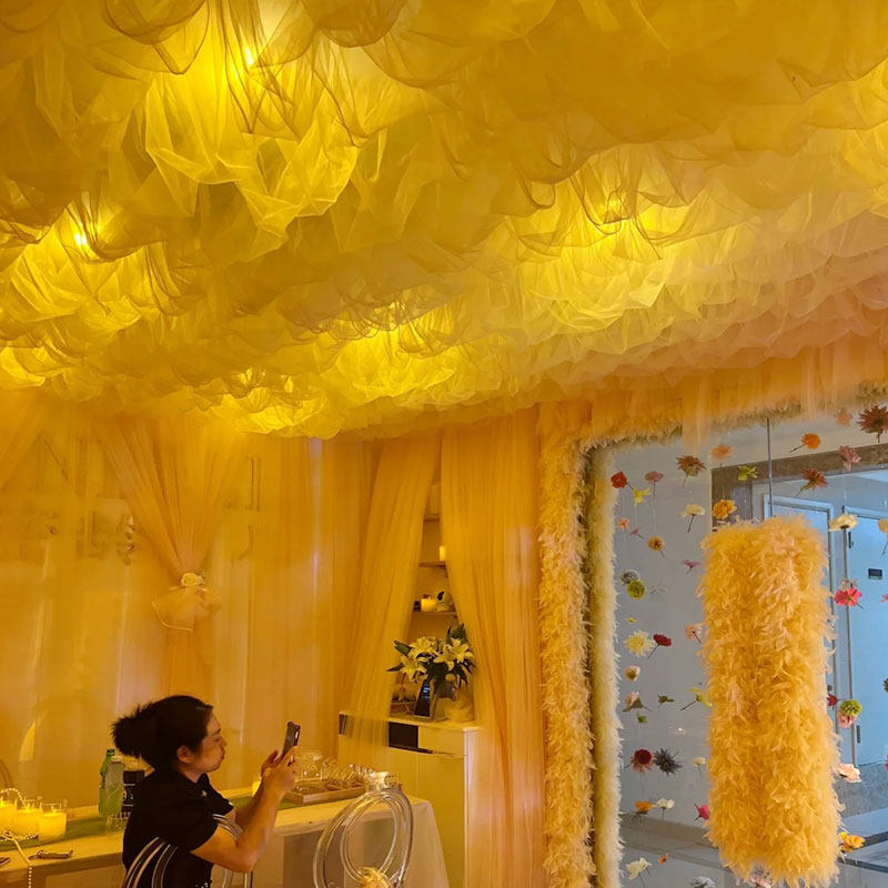 吊顶纱幔美容院私密馆天花板装饰