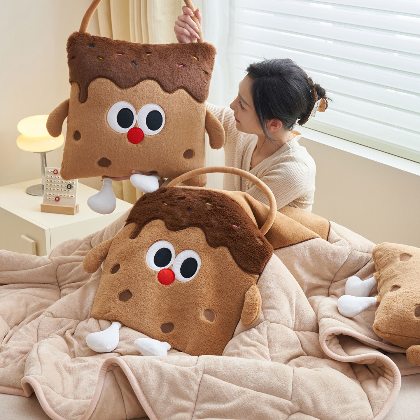 抱枕被子两用汽车靠枕毯子二合一