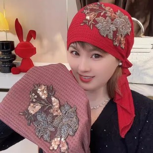 2025秋冬保暖高端刺绣钉珠飘带包头帽防风遮白发百搭弹力帽子