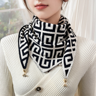 秋冬新款围脖针织双面磁吸扣围巾多功能保暖护颈三角巾百搭围巾