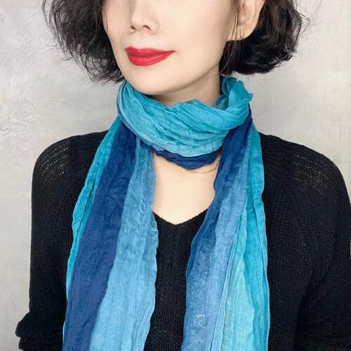 2026春秋新款韩版棉麻围巾女复古渐变长披肩褶皱薄护颈丝巾围脖