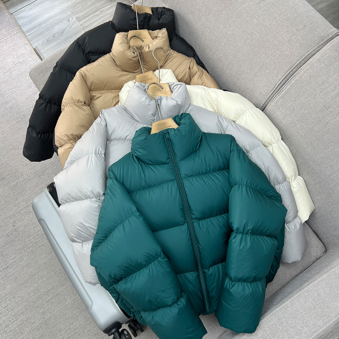 95白鸭绒泡芙云朵轻薄厚实保暖零压廓形宽松百搭面包服羽绒服外套