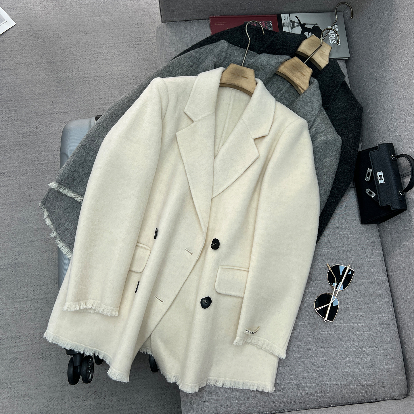 流苏毛须极简风双排扣毛呢外套女