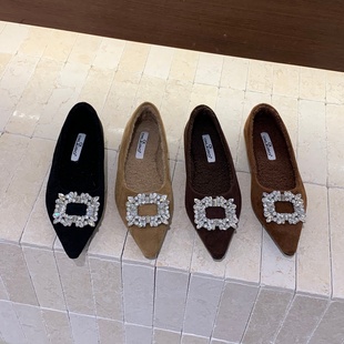 复古加绒平底方扣水钻尖头气质单鞋女2025秋冬新款百搭通勤棉瓢鞋