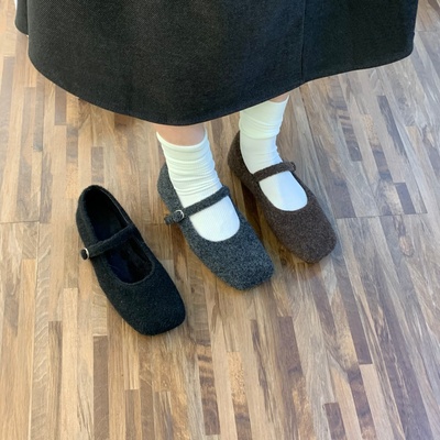 灰色玛丽珍毛毛鞋女外穿冬季新款法式方头气质单鞋女平底加绒棉鞋
