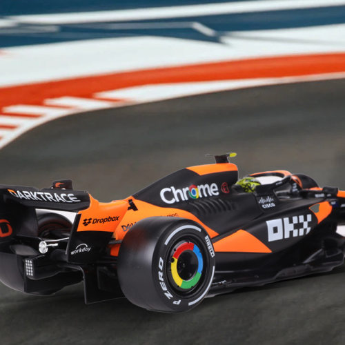 比美高2024迈阿密方程式赛车1:24迈凯伦MCL38 F1模型合金汽车摆件