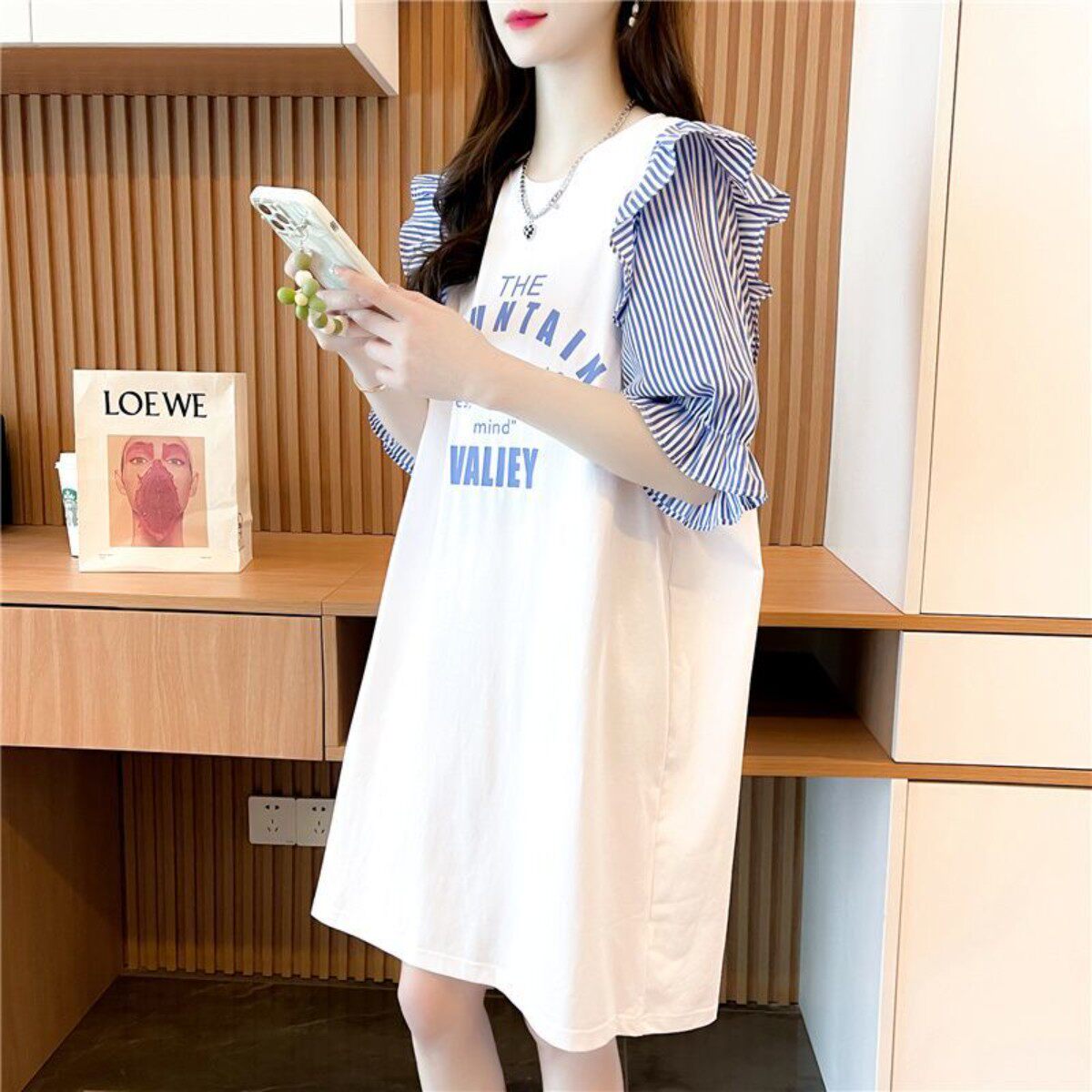 夏季孕妇装中长款拼接条纹连衣裙荷叶袖T恤女慵懒风不显怀孕妇裙