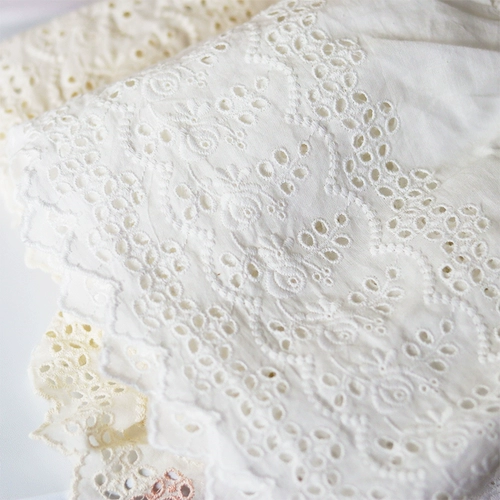 Сельский рис абрикосо розовый ватный ватный вышивка плиссированная кружевная кружеваная кружевные материалы.