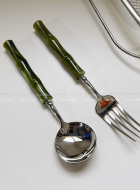 露思同款304不锈钢ins风橄榄绿竹柄甜点叉勺西餐餐具网红轻奢精致