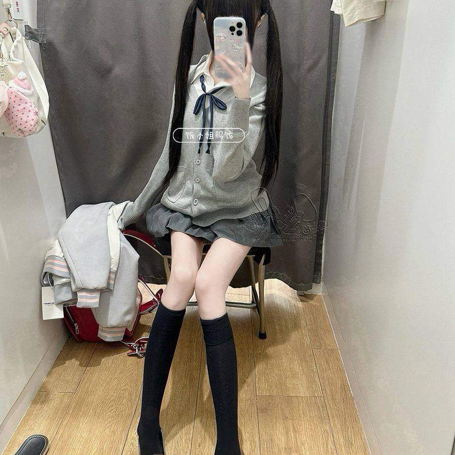 日系JK制服浅灰色开衫毛衣学院风基础衬衫叠穿灰色短裙秋冬套装女,女装/女士精品,时尚套装,淘宝优惠券,粉丝福利购,淘宝优惠卷