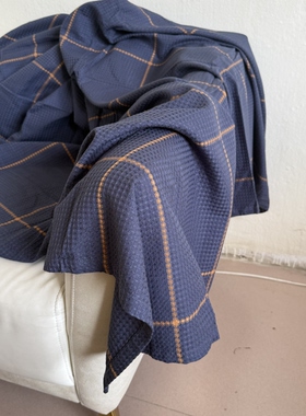 便宜处理！外贸剩余面料加工棉麻薄毯子蜂巢华夫格沙发休闲披肩毯