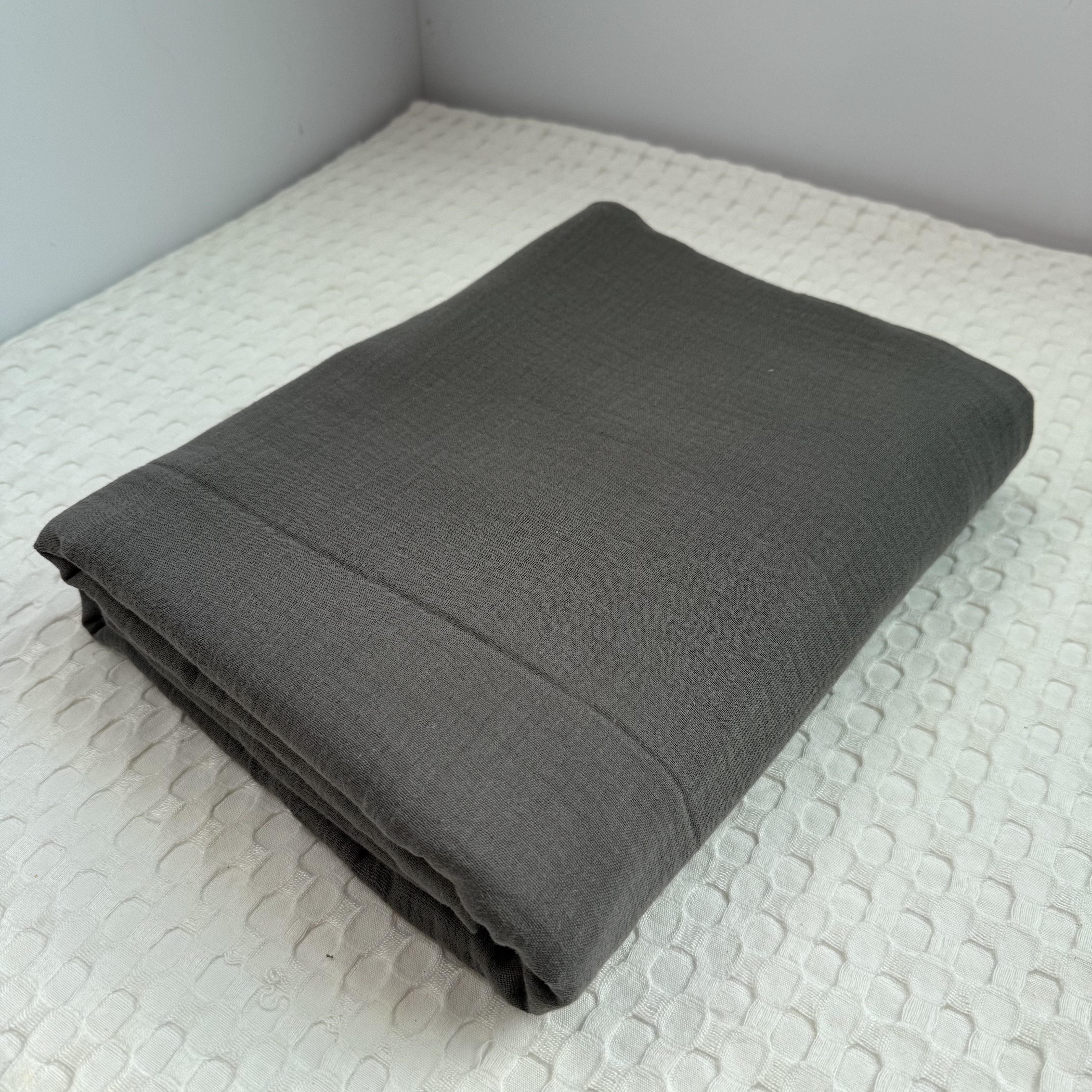 高性价比清仓尾单面料加工的全棉双层纱床单单件纯棉纱布双人睡单