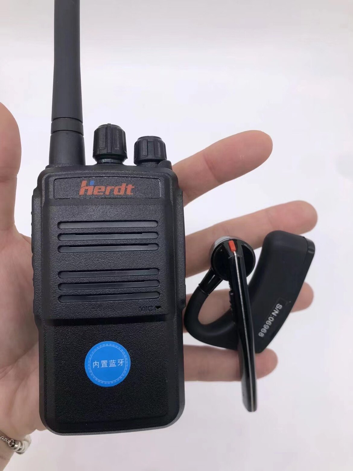 华尔达蓝牙对讲机 小手台带蓝牙耳机