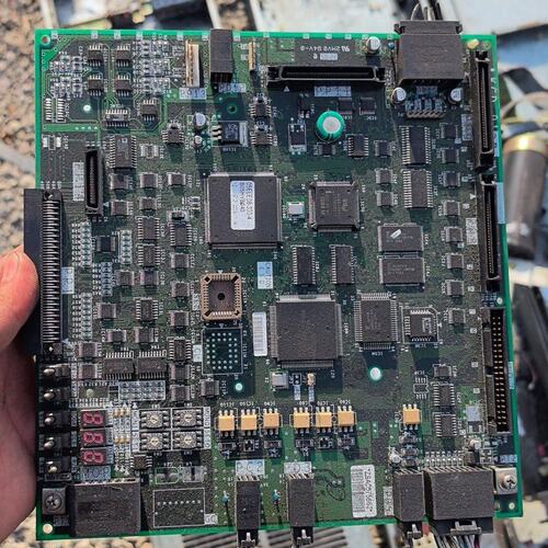 三菱无机房电梯主板KCD912B原装拆机成色还可以接议价