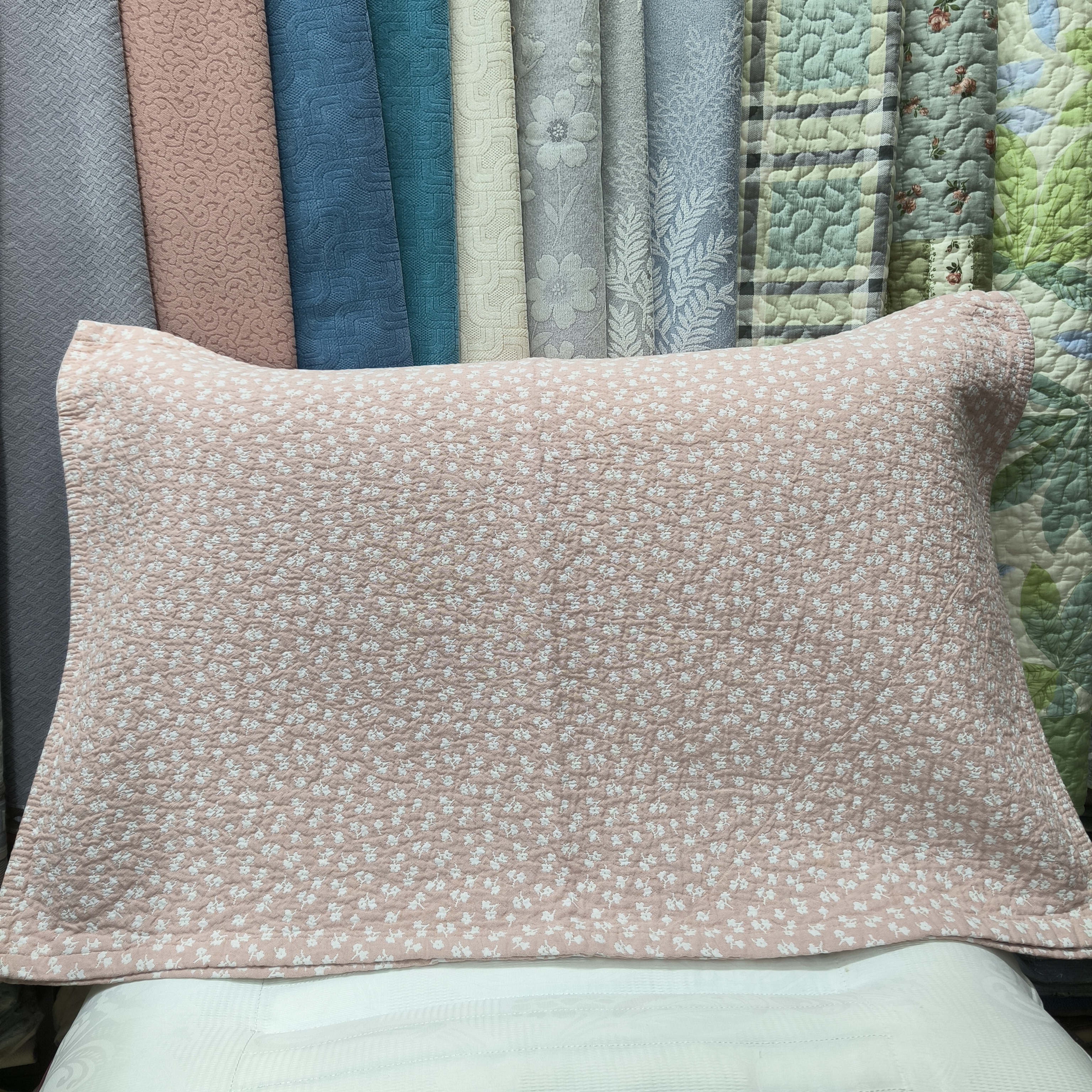 实体店新款沐瑟纯棉四层纱布水洗提花格子一色小樱桃小碎花大枕巾