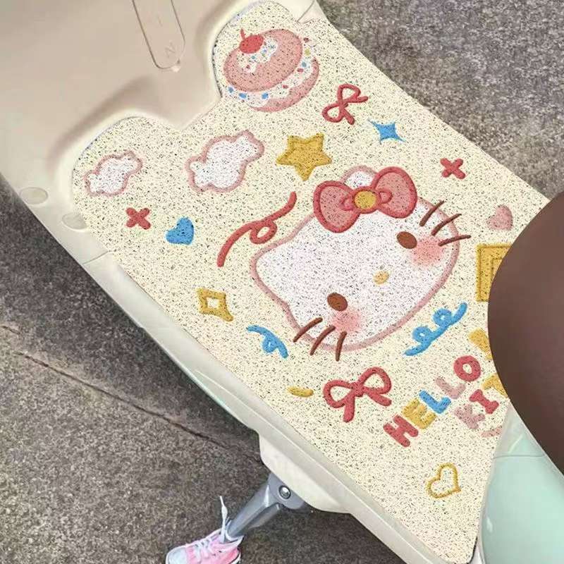凯蒂帕恰狗电动车脚垫防雨脚踏垫