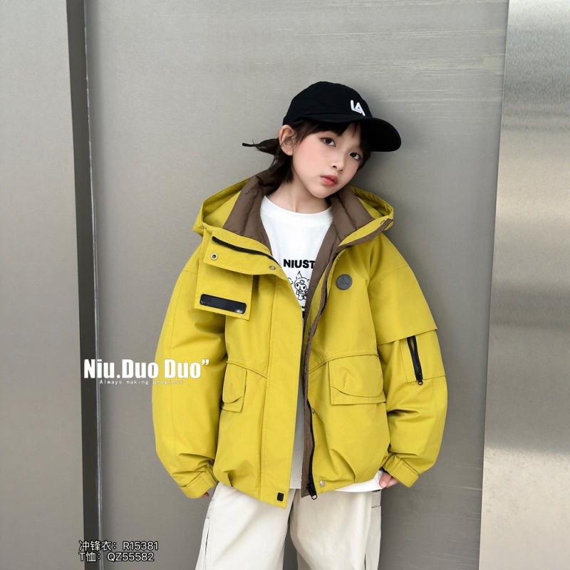 牛哆哆儿童羽绒服2025冬男童加厚冲锋衣外套女童中大童上衣15381