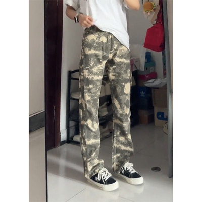 复古沙漠迷彩工装牛仔裤男