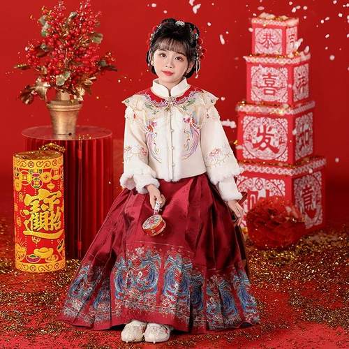 女童马面裙套装秋冬款古装拜年服