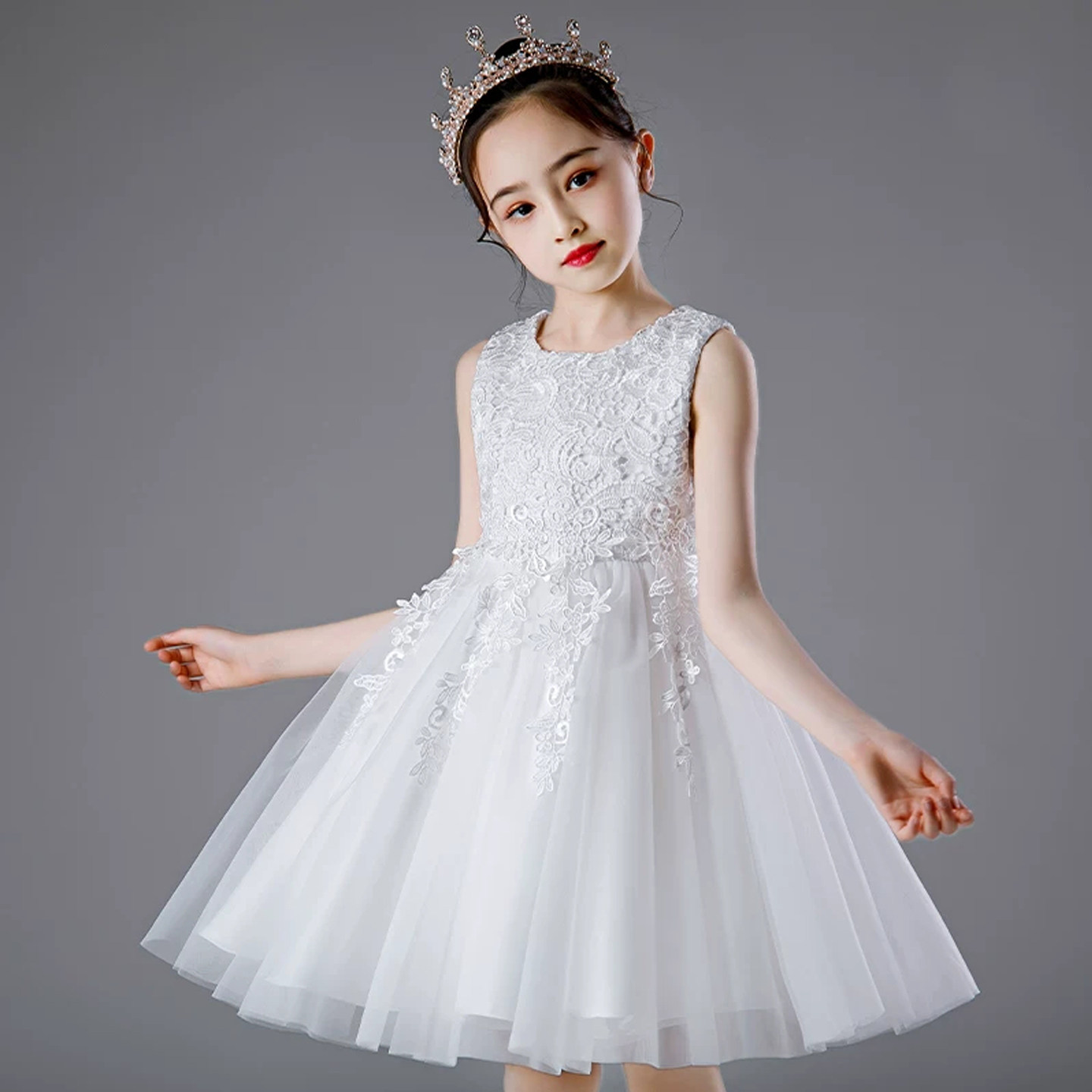 女童公主裙礼服夏季2026新款儿童白色连衣裙小女孩无袖网纱蓬蓬裙
